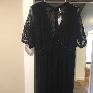 Pink Blush Maternity Dress black lace short sleeve